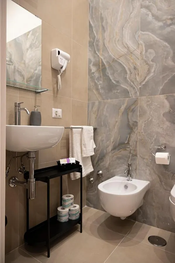 Folklore B&B Napoli 0*,  Italia