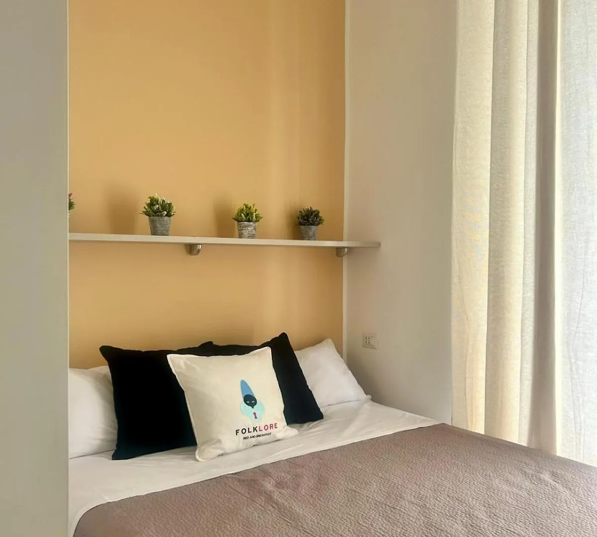 Folklore B&B Napoli 0*,  Italia
